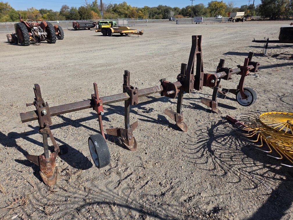 5 shank Valley Mound corrugator solid bar