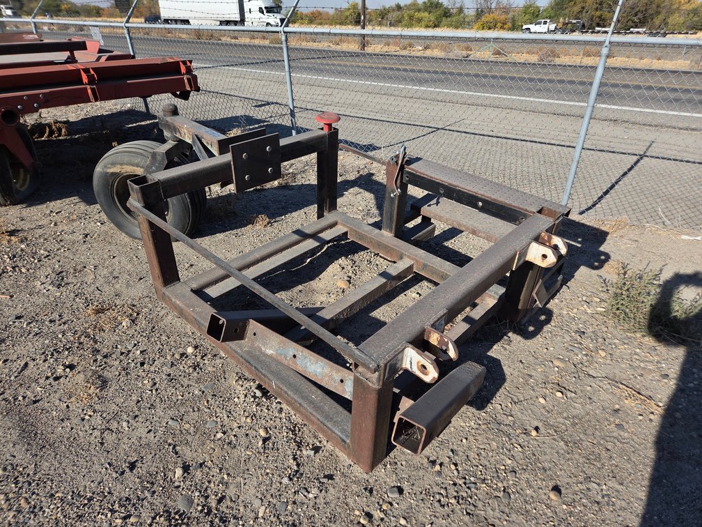 equipment dolly svc. step
