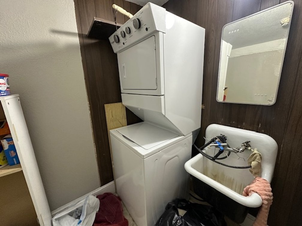 Image for Ross Real Estate Auction
