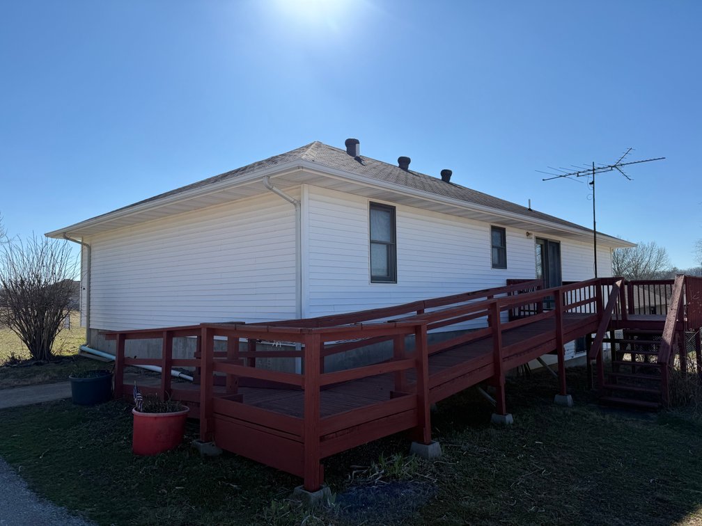 Image for Moss Real Estate Auction