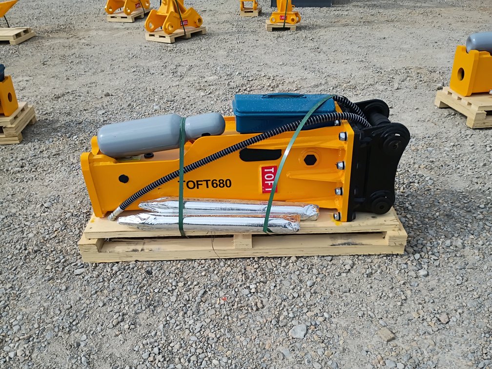TOFT Hydraulic Breaker Excavator Attachment (680)