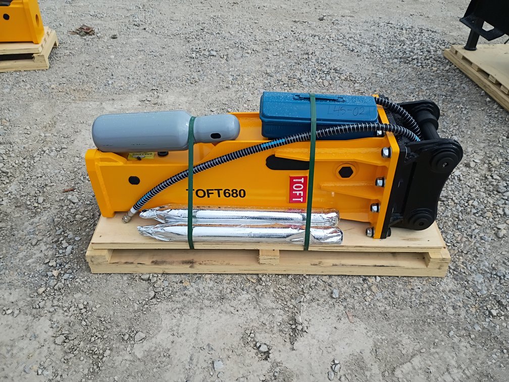 TOFT Hydraulic Breaker Excavator Attachment (680)