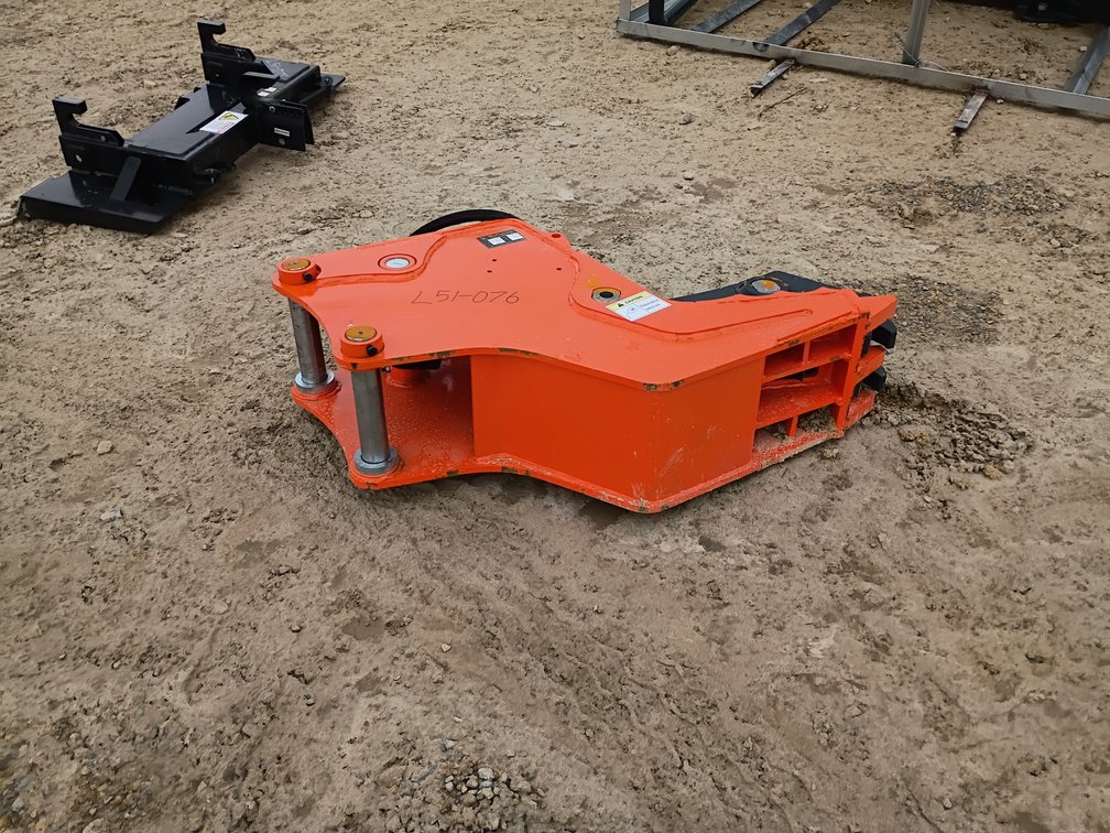 Wolverine Hydraulic Clamp Excavator Attachment