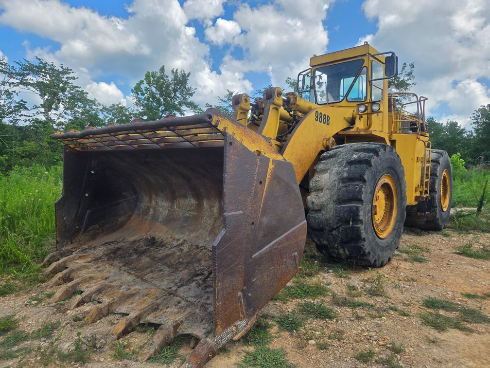 1980 Caterpillar 988B Wheel loader