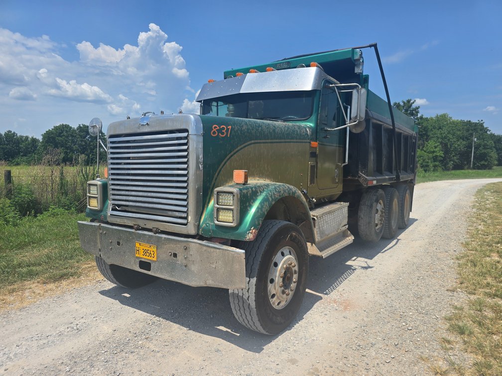 1996 International F-9370 Tri Axle Dump Truck