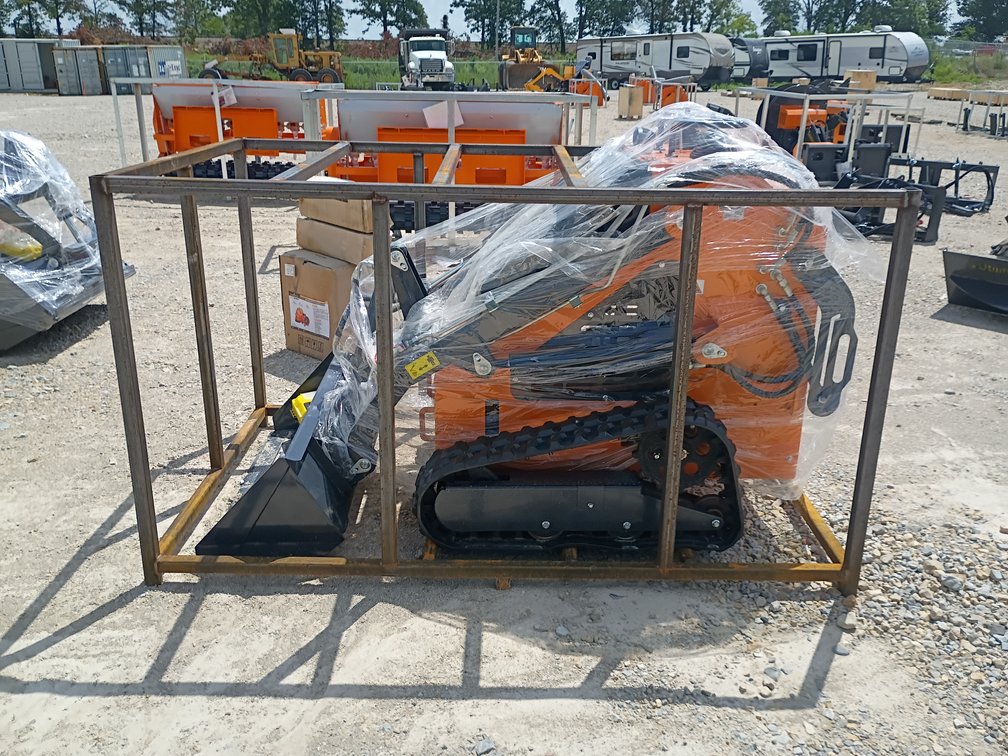 2026 Landhonor HT380 Mini Skid Steer
