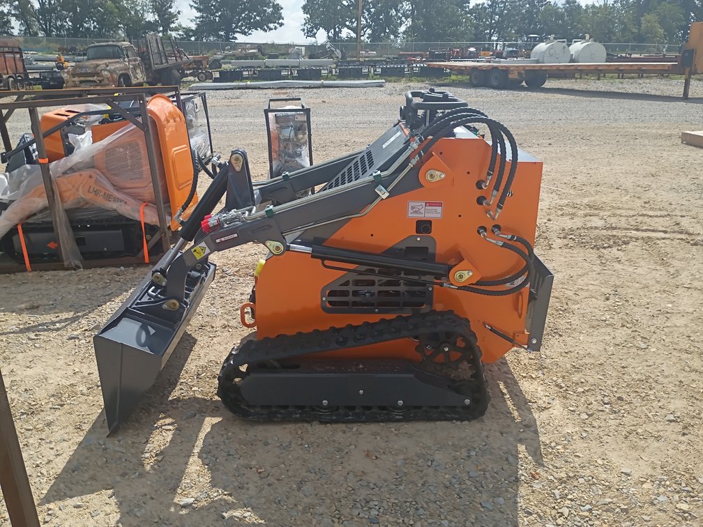 2026 Landhonor ME380 Mini Skid Steer