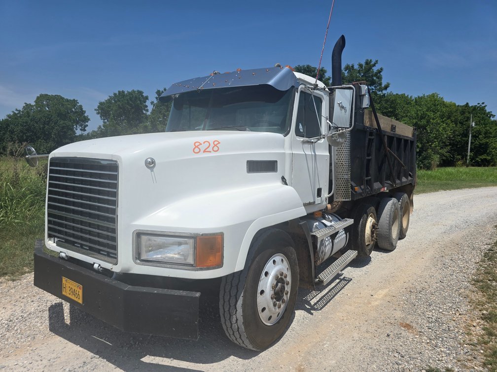 1994 Mack CH613 Tri Axle Dump Truck