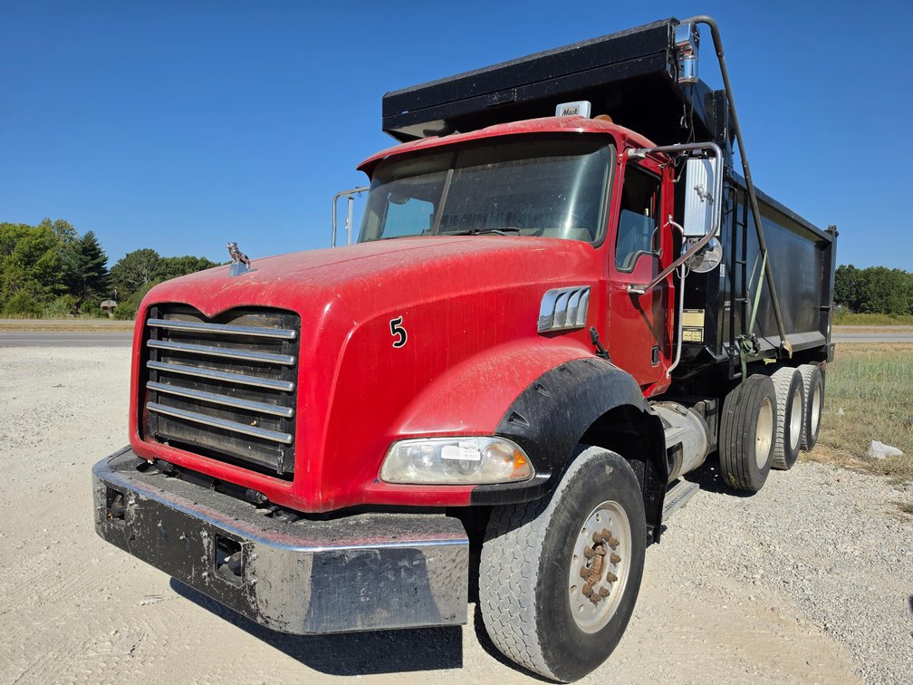 2006 Mack CT713 Triaxle Dump Truck