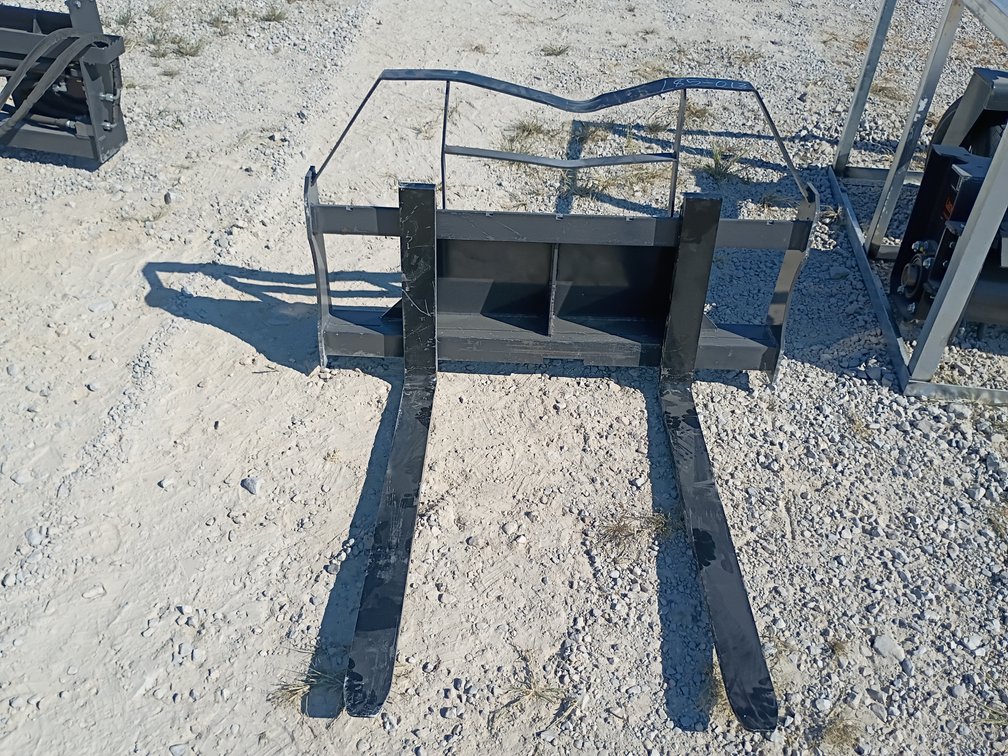 Landhonor Pallet Fork Mini Skid Steer Attachment [damaged]