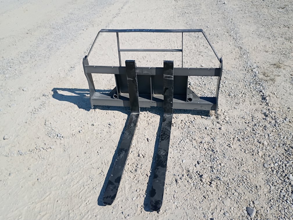 Landhonor Pallet Fork Mini Skid Steer Attachment
