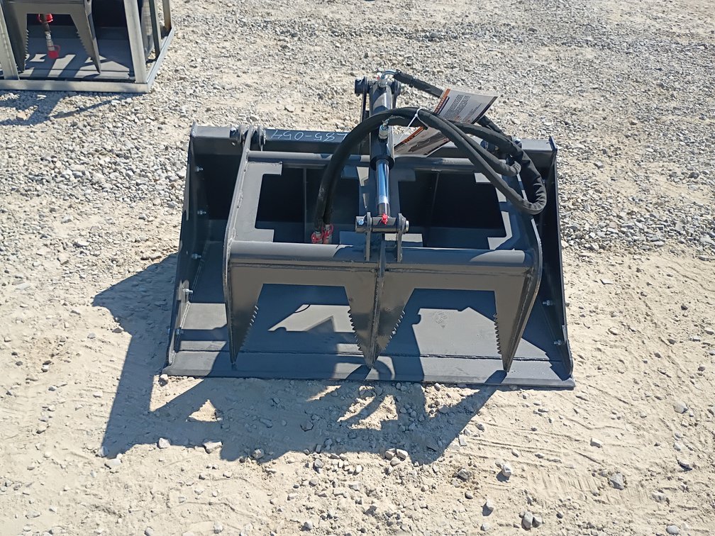 Landhonor Grapple Bucket Mini Skid Steer Attachment