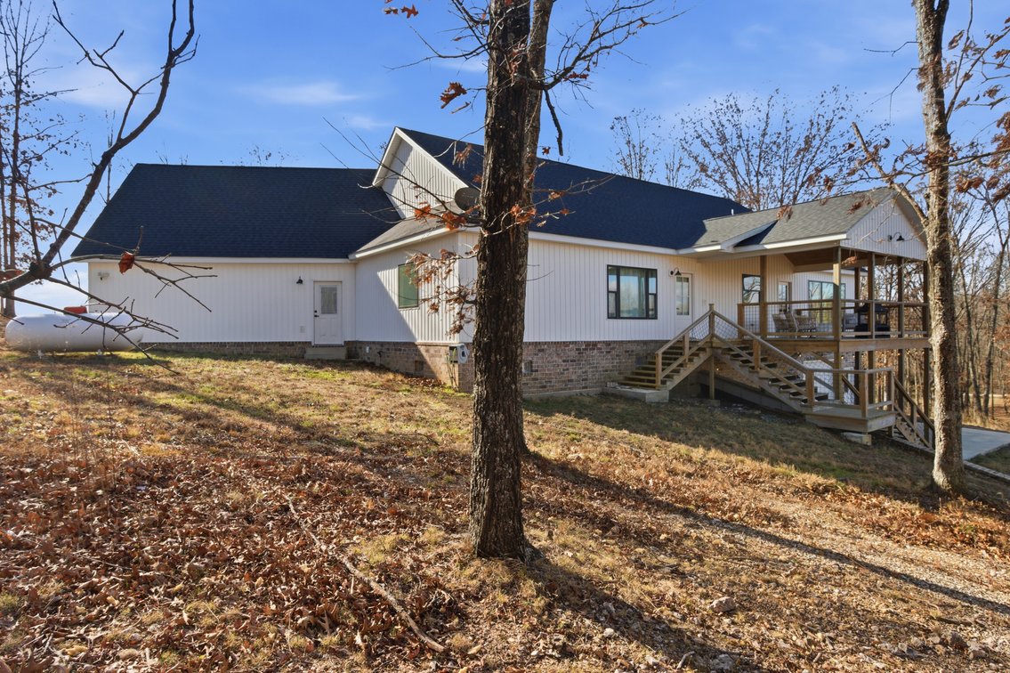 Image for Outstanding Real Estate Auction
