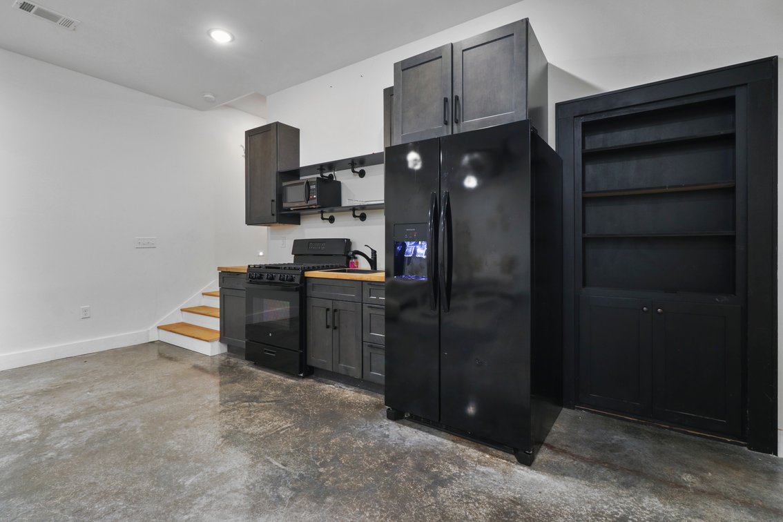 Image for Outstanding Real Estate Auction