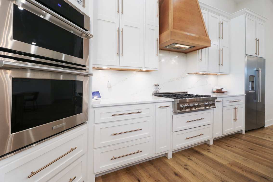 Image for Outstanding Real Estate Auction