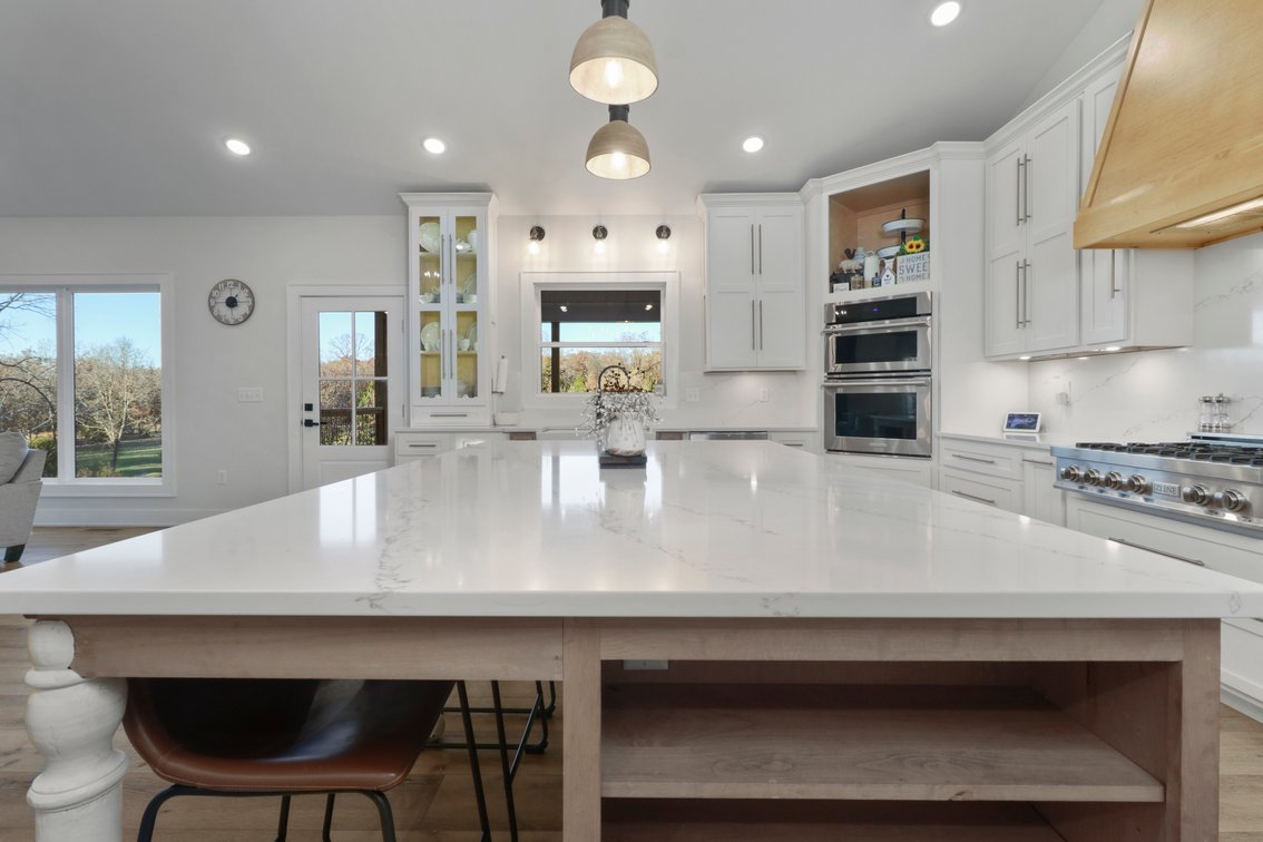 Image for Outstanding Real Estate Auction