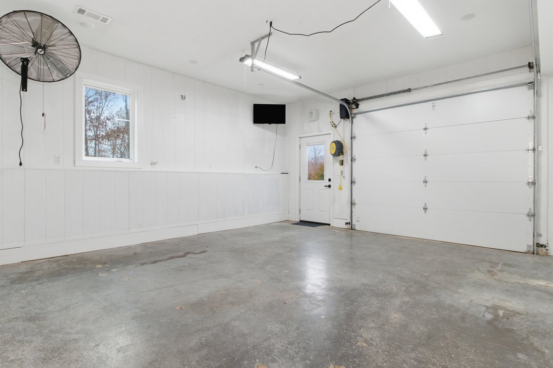 Image for Outstanding Real Estate Auction