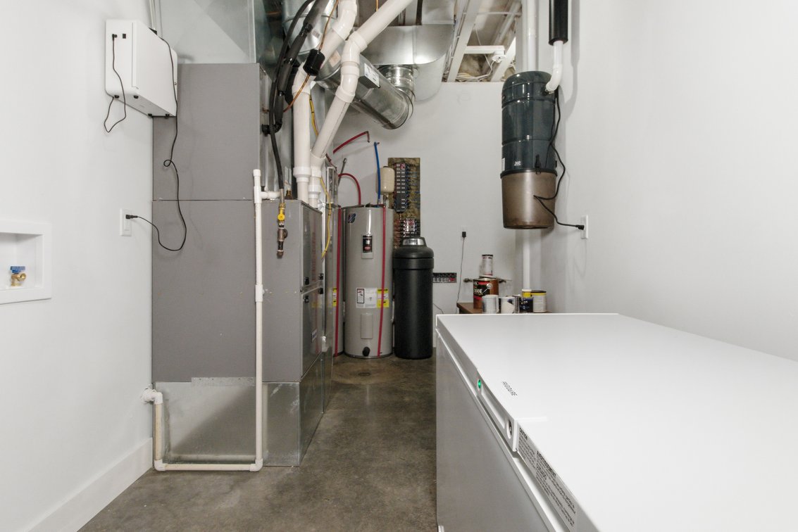 Image for Outstanding Real Estate Auction