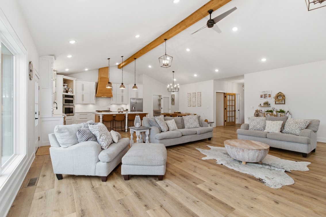 Image for Outstanding Real Estate Auction