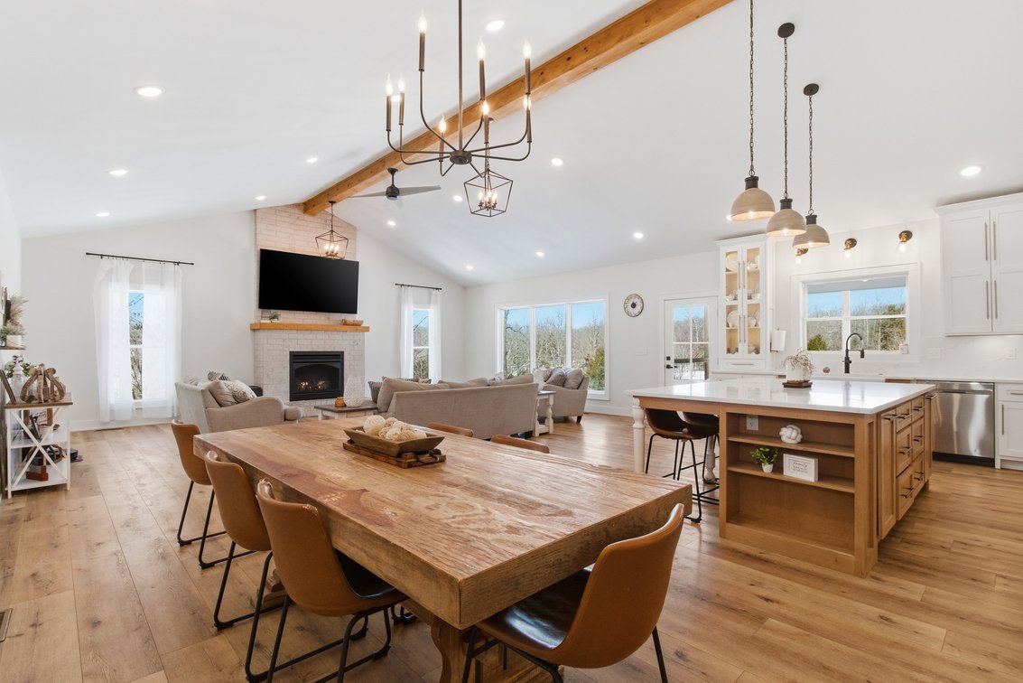Image for Outstanding Real Estate Auction
