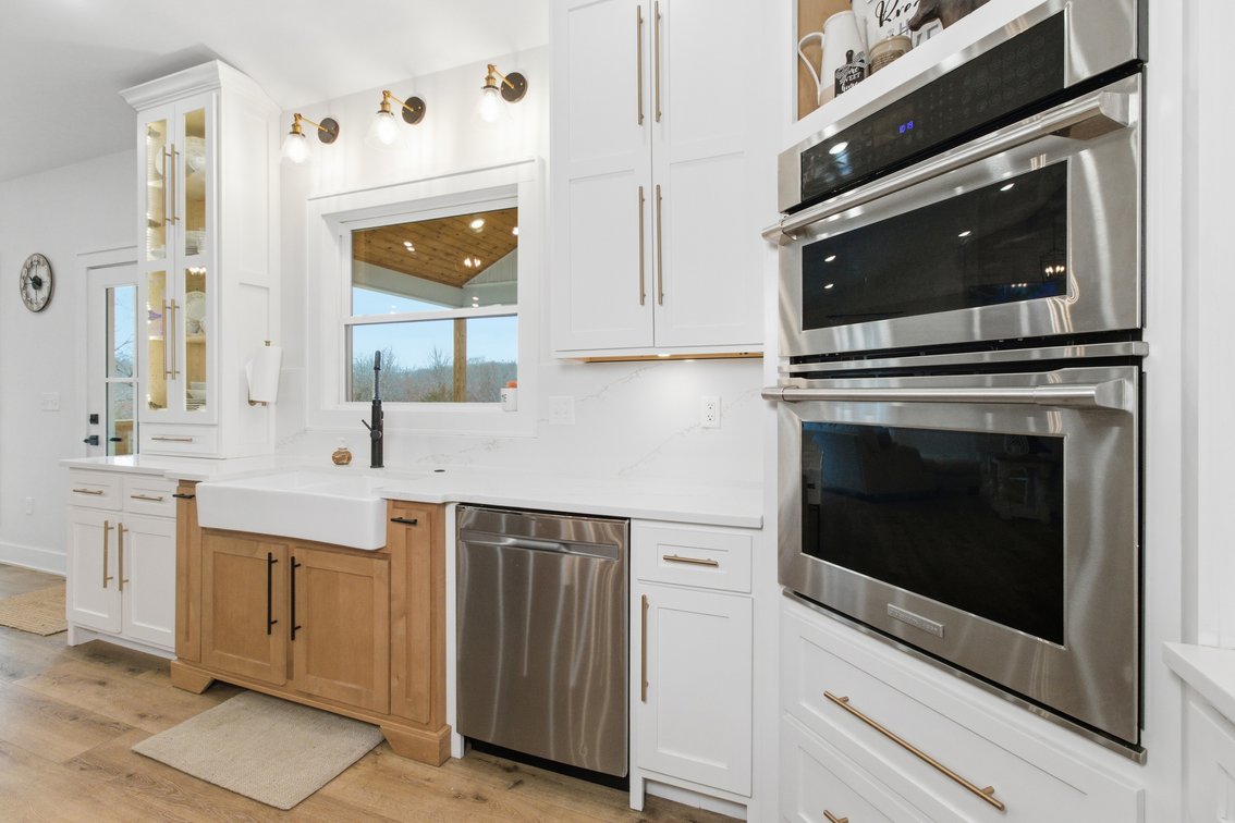 Image for Outstanding Real Estate Auction