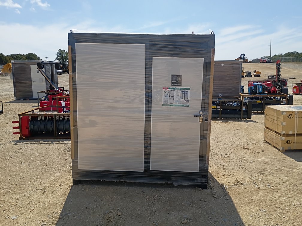KJ Portable Restroom
