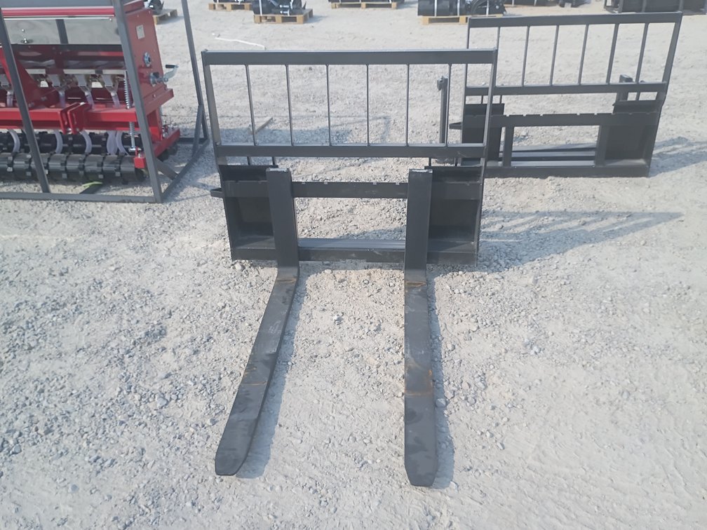 Agrotk Pallet Fork Skid Steer Attachment