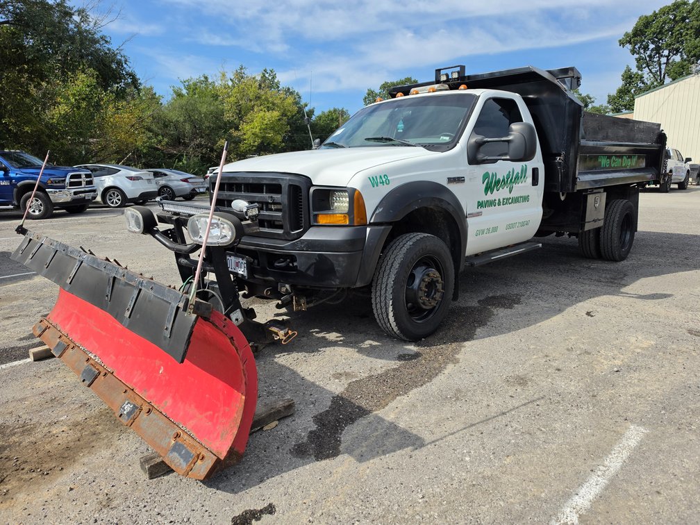 2006 Ford F-550 single Axle Dump Truck