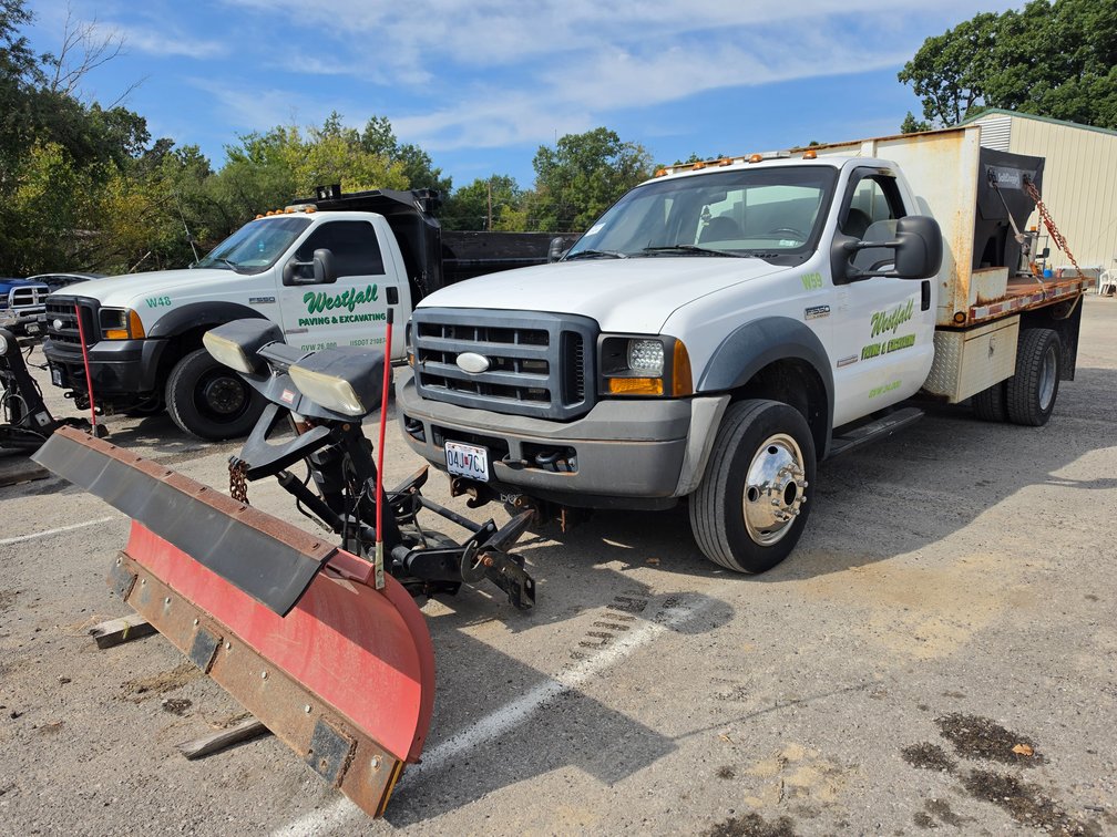 2006 Ford F-550 Truck