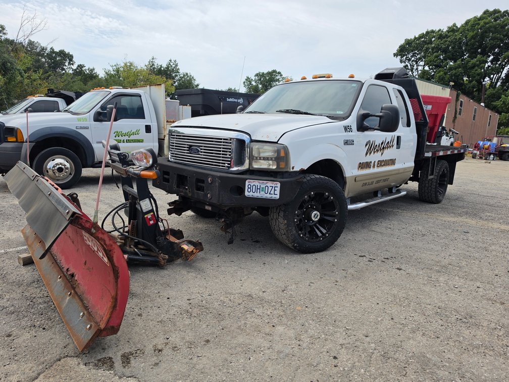 2001 Ford F-350 Plow Truck (nonrunner)