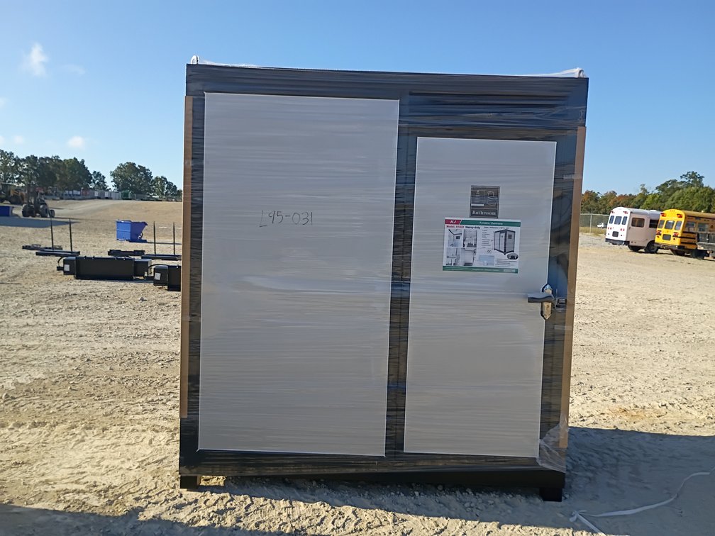 KJ Portable Restroom