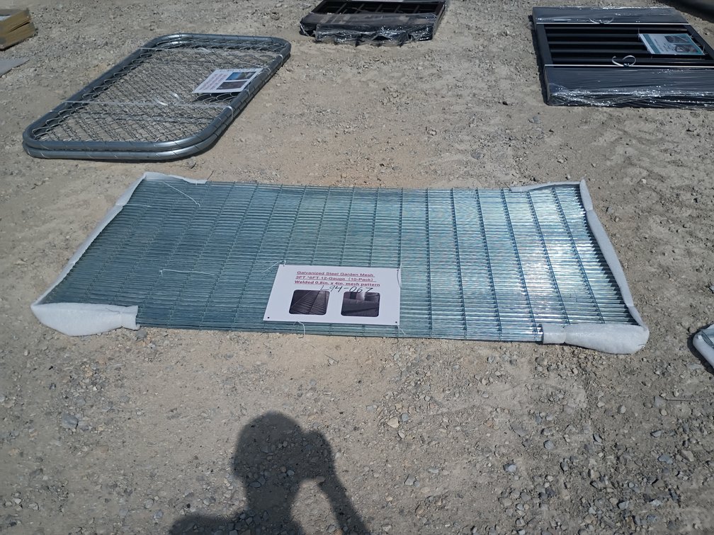 10- Galvanized Steel Garden Mesh Panels