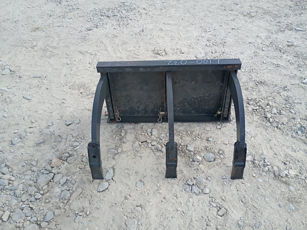 Future Three-Tooth Ripper Mini Skid Steer Attachment
