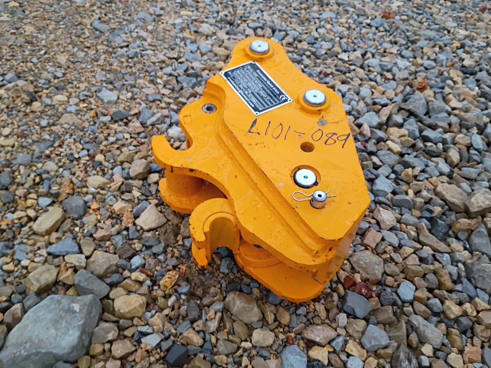 Future Quick Coupler Excavator Attachment