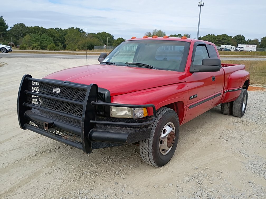 2001 Dodge Ram 3500 Pickup Truck
