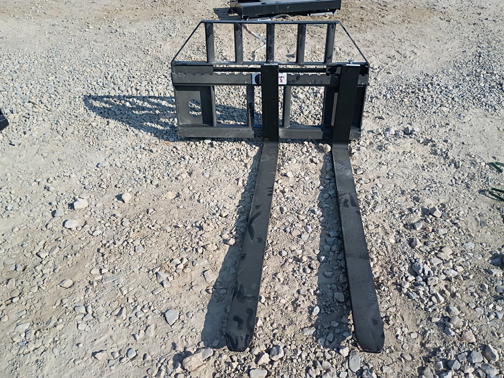 JCT Pallet Fork Skid Steer Attachment