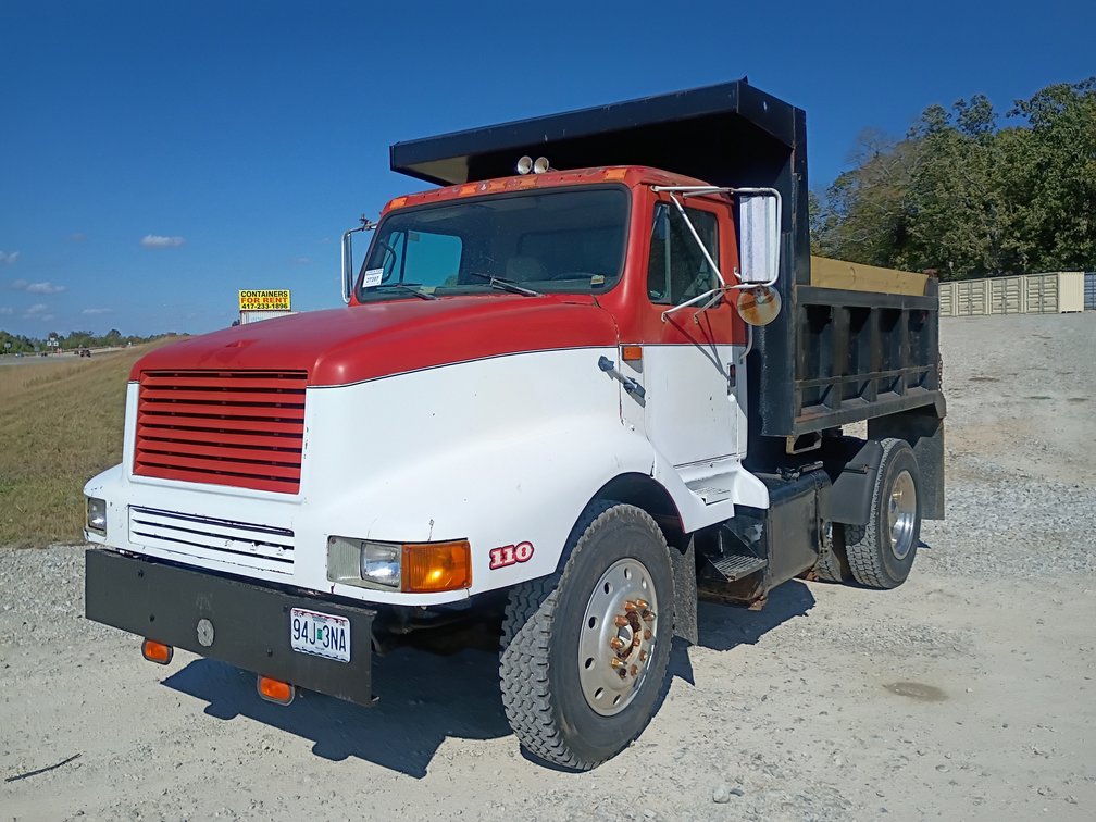 1990 International G-8300 Dump Truck