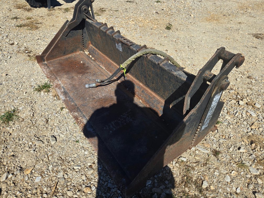 Skid Steer 4 in 1 Bucket