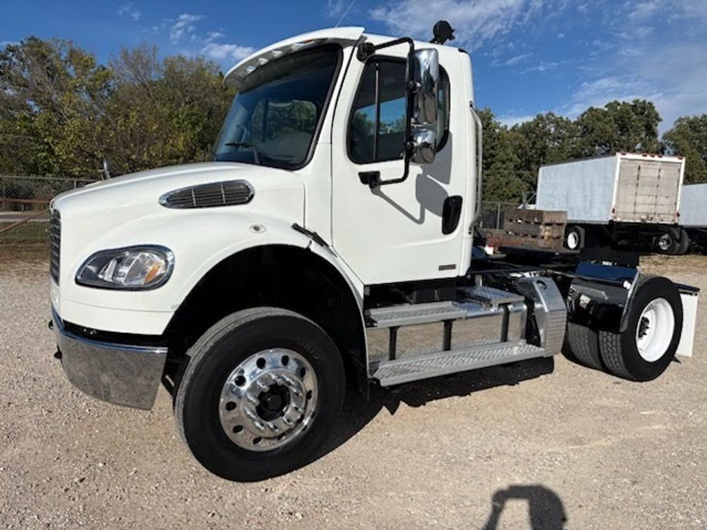 2012 Freightliner M2 106 Medium Duty Truck