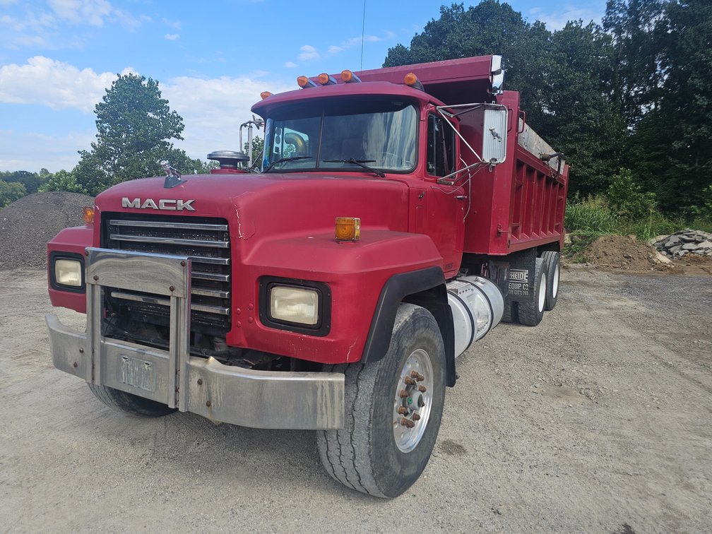 1998 Mack RD688S Dump Truck
