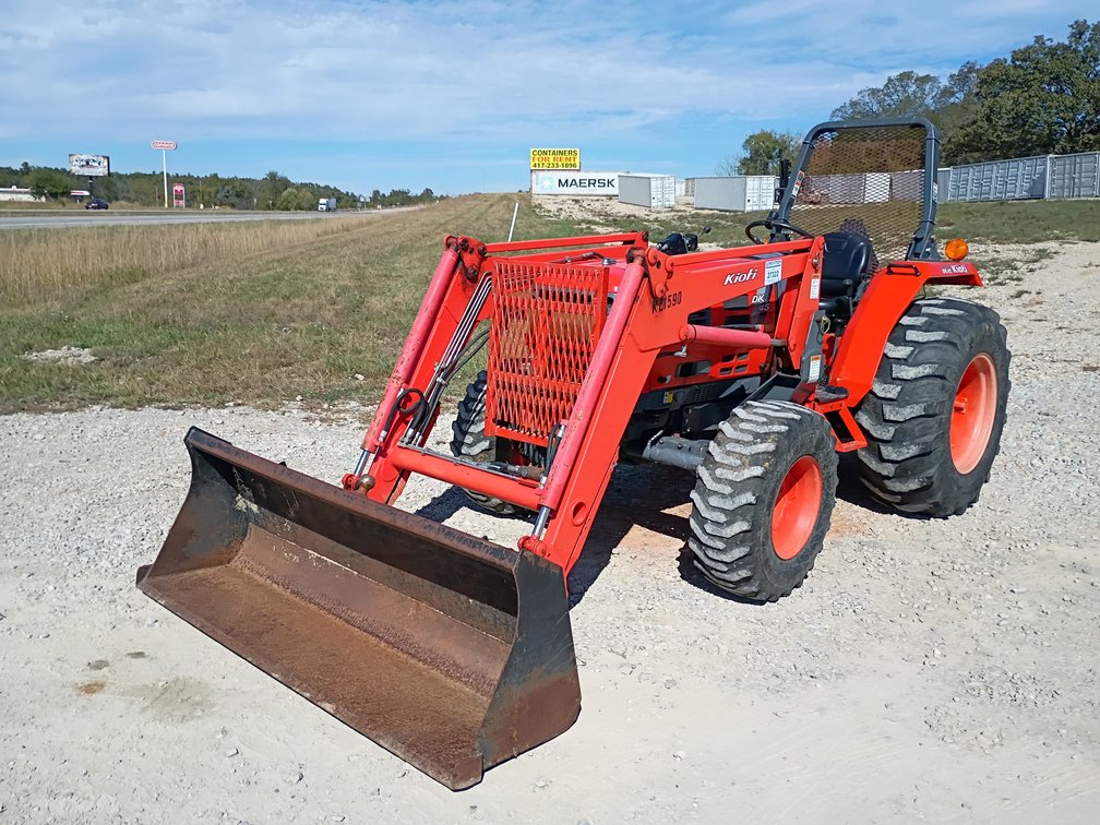 2000's Kioti DK45 Tractor w/ Front Loader