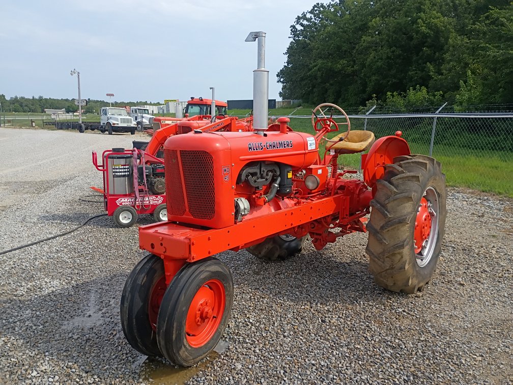 1955 Allis-Chalmers WD45 Tractor (nonrunner)