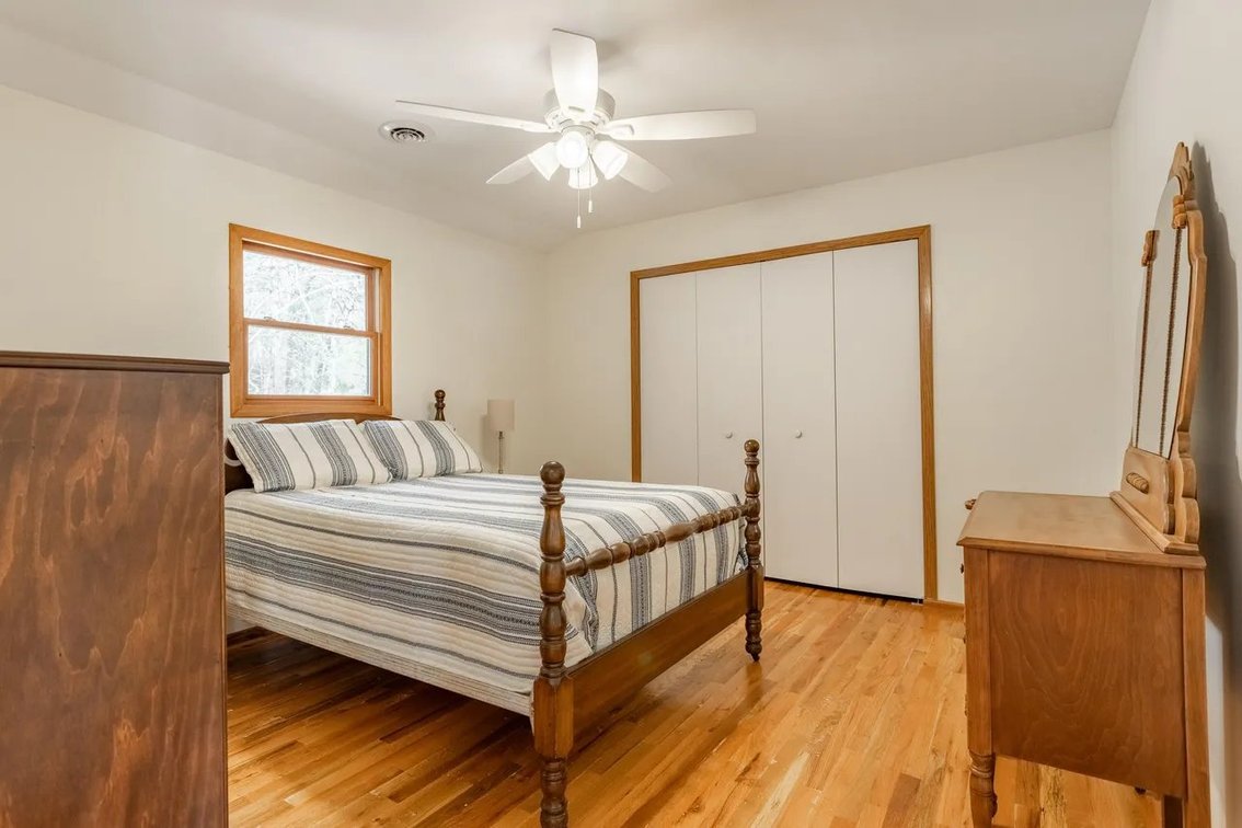 Image for Norfork River Cabin Auction