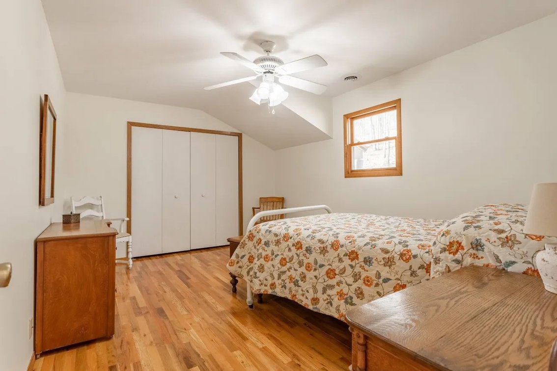 Image for Norfork River Cabin Auction