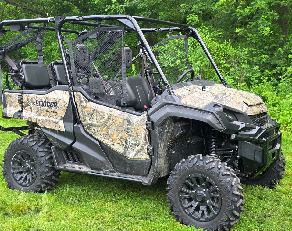Honda Pioneer 1000-5 UTV