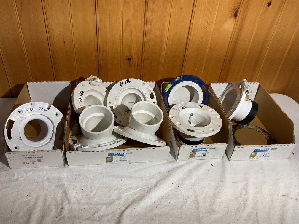 PVC toilet mounts