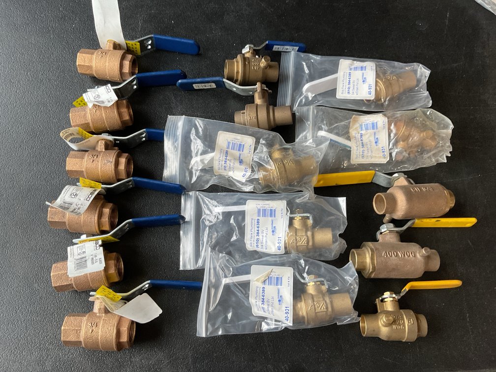 16 pcs 3/4” brass valves
