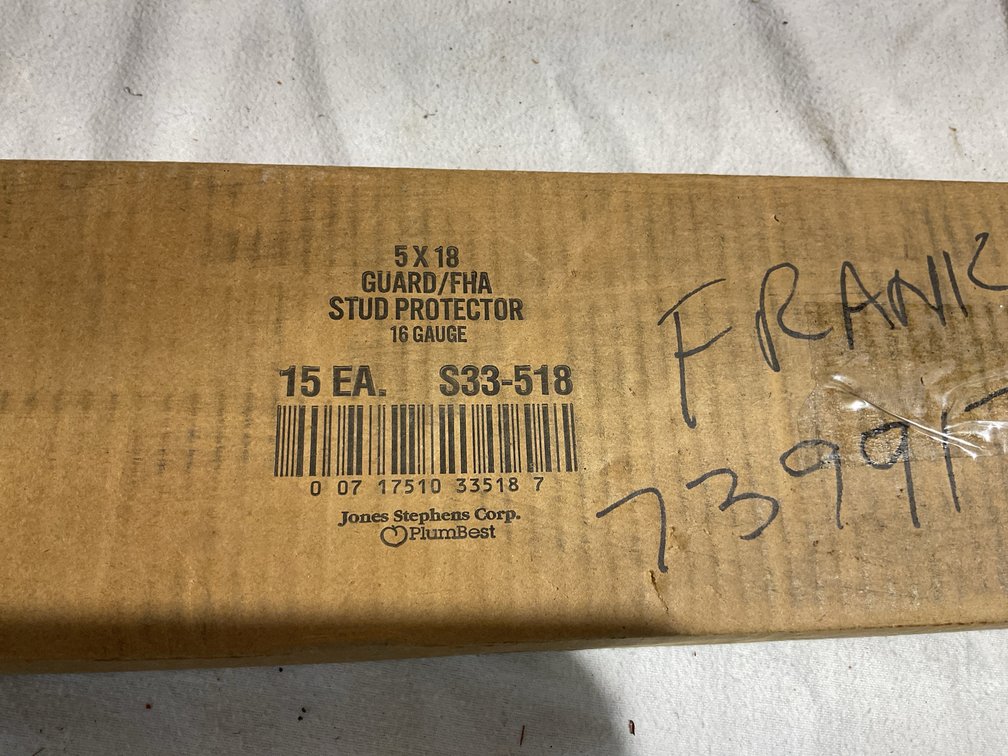 5 x 18 stud protector 16 ga., 2 part boxes, 21 pcs total