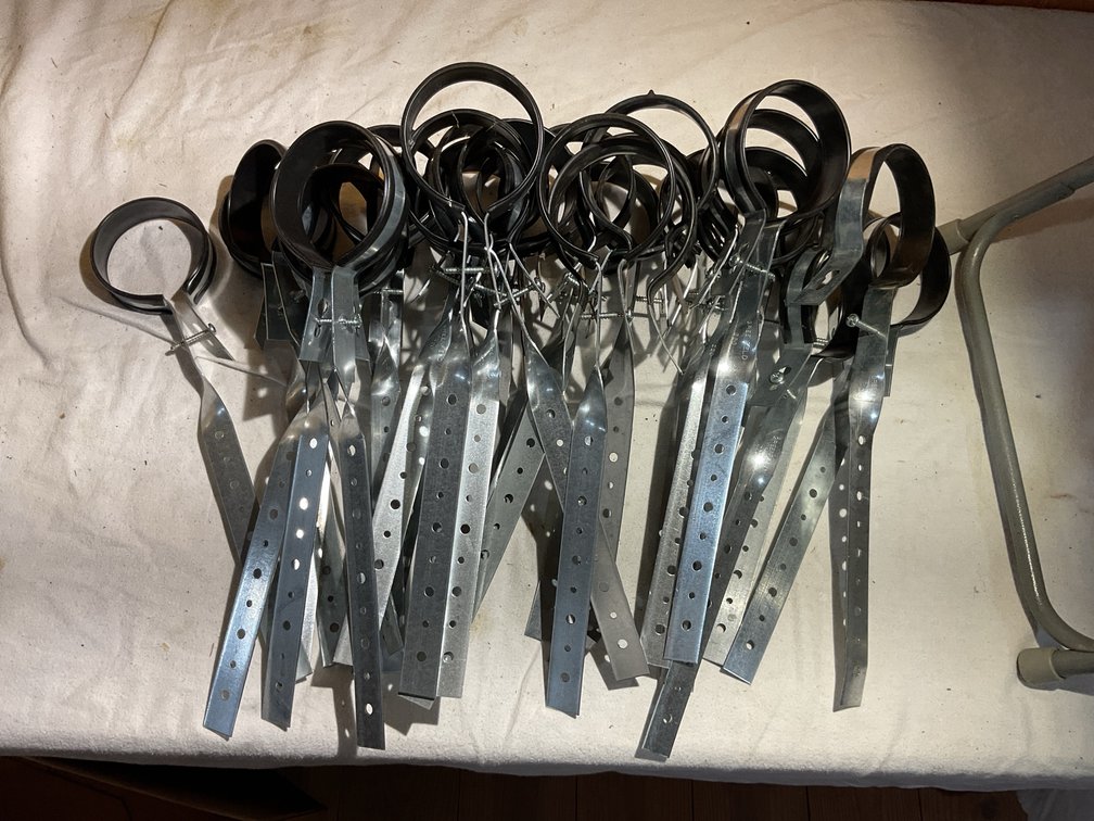 33 pcs 3” plastic coated hangers