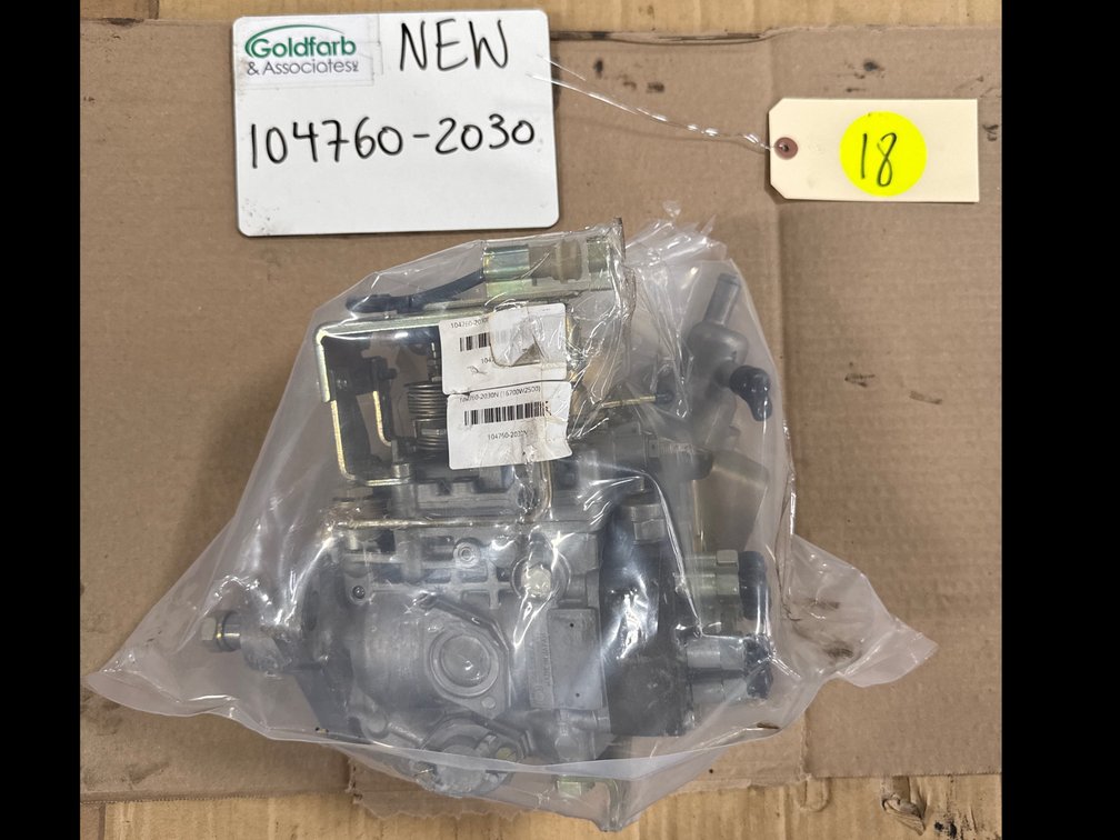 104760-2030 (16700W2500) New Zexel VE Injection Pump fits Nissan Engine